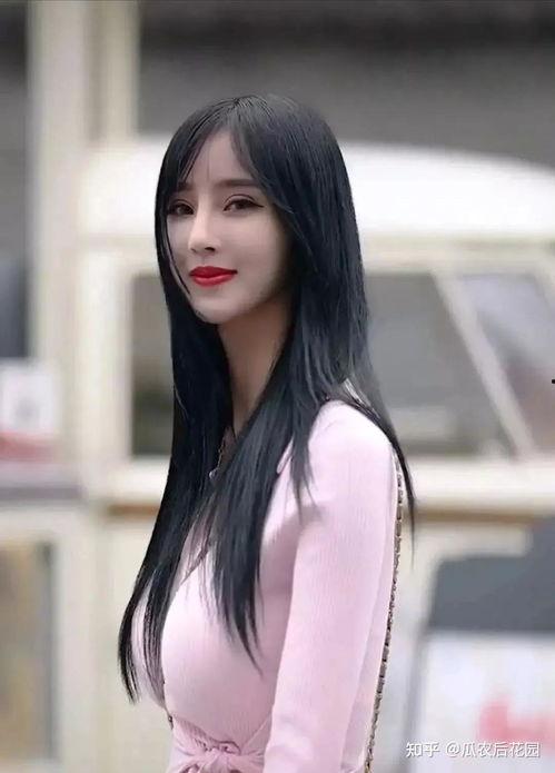 网红馥雅吃瓜,揭秘吃瓜背后的娱乐生态 第2张 网红馥雅吃瓜,揭秘吃瓜背后的娱乐生态 第2张